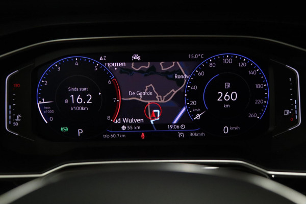 Volkswagen Polo 1.0 TSI Highline Business R / CARPLAY/CAMERA/NAVI/SFEER/VOL Volkswagen Polo 1.0 TSI Highline Business R / CARPLAY/CAMERA/NAVI/SFEER/VOL