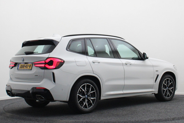 BMW X3 xDrive30e High Executive M-pakket Leer, Stoelverwarming, Camera, Cruise, Apple Carplay, LED, DAB, 19''
