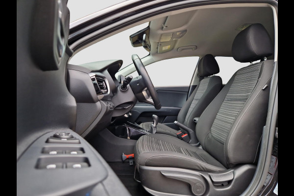 Kia Stonic 1.0 T-GDi MHEV DynamicPlusLine | Key-Less | Stoelverwarming | Privacy Glass | Navigatie |