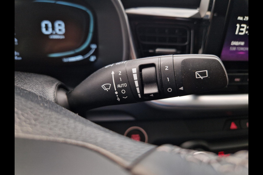 Kia Stonic 1.0 T-GDi MHEV DynamicPlusLine | Key-Less | Stoelverwarming | Privacy Glass | Navigatie |