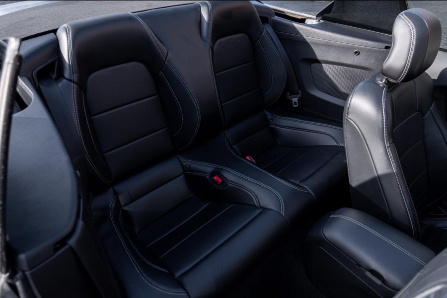 Ford Mustang Convertible 2.3 EcoBoost Ford Mustang Convertible 2.3 EcoBoost