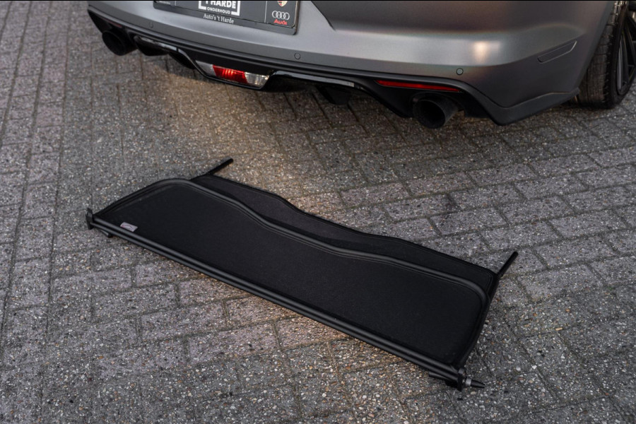 Ford Mustang Convertible 2.3 EcoBoost Ford Mustang Convertible 2.3 EcoBoost