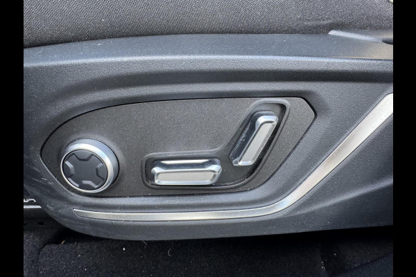 Lynk & Co 01 1.5 Orig NL|MY23|Zwarte hemel|Rolhoes|360 camera|Snelladen