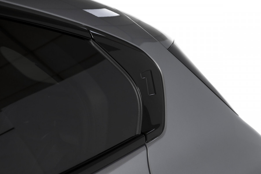 BMW 1-serie 120 M Sport | Innovation Pack | Premium Pack | S/K-Panodak | Dig. Cockpit | Adapt. Cruise | Stoel+-Stuurverw. | 360 Camera | NAV + App. Connect | Harman\Kardon | Head-Up | LM 19" | Afn. trekhaak | 1481