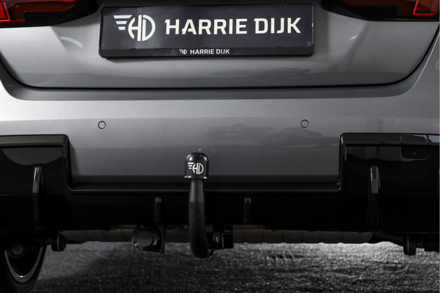 BMW 1-serie 120 M Sport | Innovation Pack | Premium Pack | S/K-Panodak | Dig. Cockpit | Adapt. Cruise | Stoel+-Stuurverw. | 360 Camera | NAV + App. Connect | Harman\Kardon | Head-Up | LM 19" | Afn. trekhaak | 1481