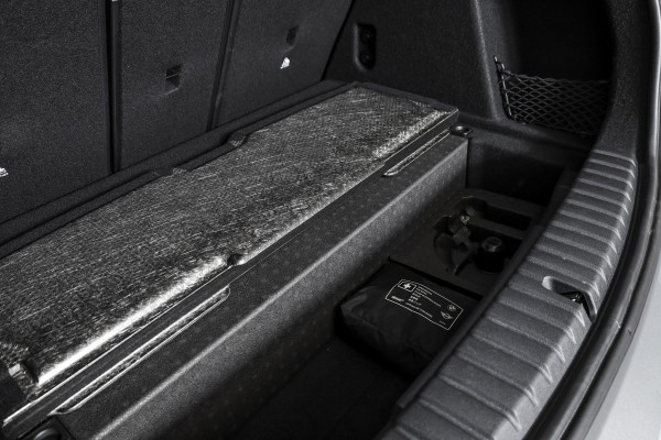 BMW 1-serie 120 M Sport | Innovation Pack | Premium Pack | S/K-Panodak | Dig. Cockpit | Adapt. Cruise | Stoel+-Stuurverw. | 360 Camera | NAV + App. Connect | Harman\Kardon | Head-Up | LM 19" | Afn. trekhaak | 1481