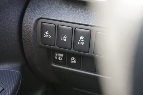 Mitsubishi Eclipse Cross 165PK TREKHAAK (1600KG) | 4SBAND | CARPLAY | CAMERA!