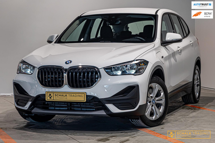 BMW X1 XDrive25e High Executive|StoelV|Psensor|Garantie|1eig