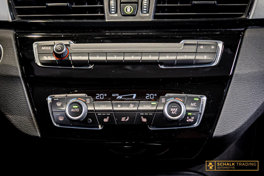 BMW X1 XDrive25e High Executive|StoelV|Psensor|Garantie|1eig
