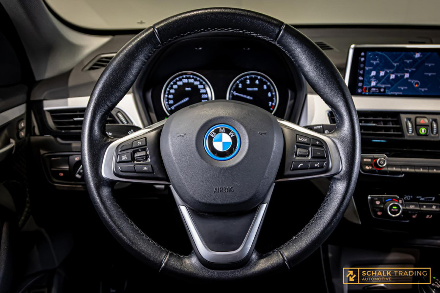 BMW X1 XDrive25e High Executive|StoelV|Psensor|Garantie|1eig