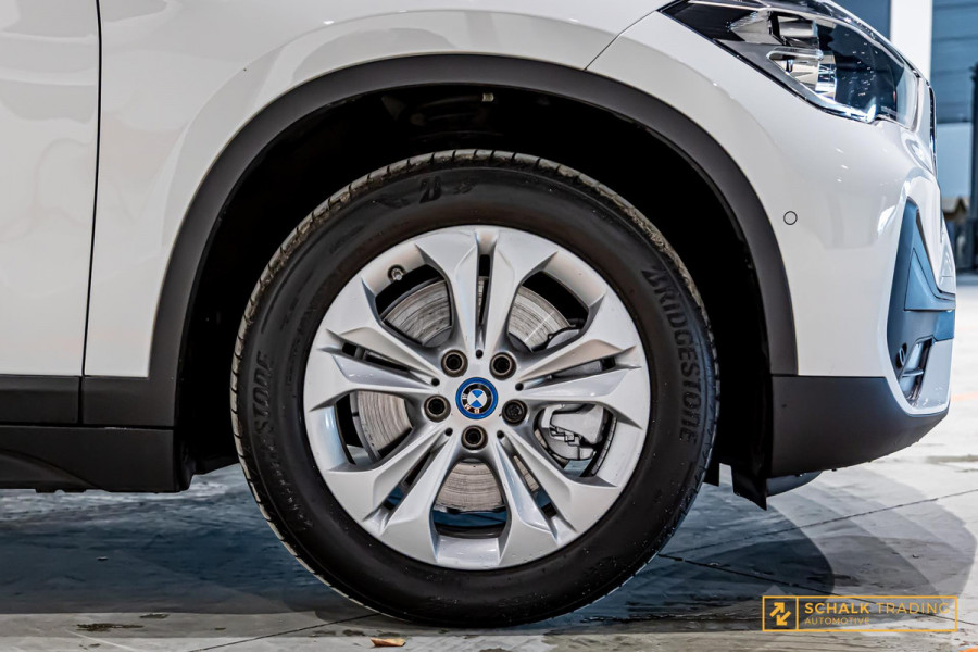 BMW X1 XDrive25e High Executive|StoelV|Psensor|Garantie|1eig