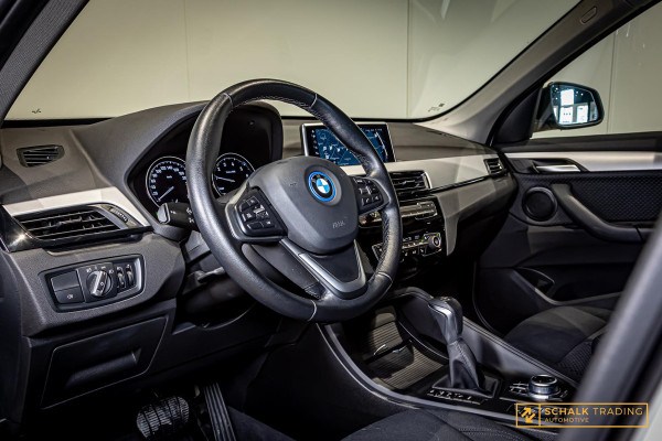BMW X1 XDrive25e High Executive|StoelV|Psensor|Garantie|1eig