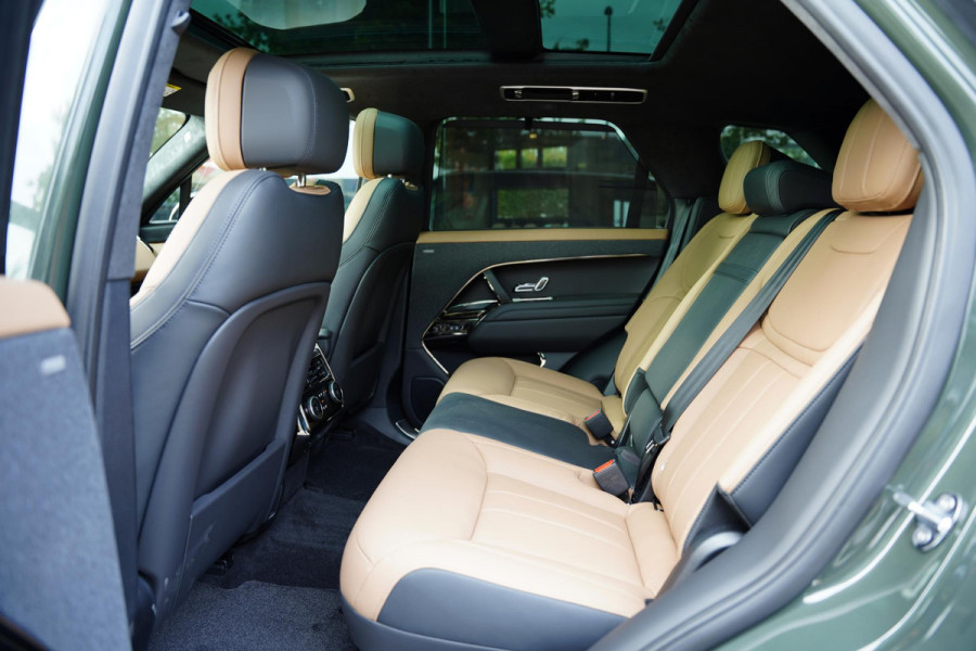 Land Rover Range Rover Sport P 550 E Autobiography Oak Green