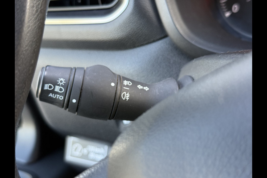 Renault Master T35 2.3 dCi 150 L2H2 ZB Edition | NL-auto | 18'' Sportvelgen | 3.5T Trekhaak | 2x Schuifd. | Carplay | Camera