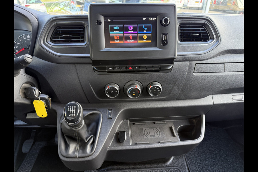 Renault Master T35 2.3 dCi 150 L2H2 ZB Edition | NL-auto | 18'' Sportvelgen | 3.5T Trekhaak | 2x Schuifd. | Carplay | Camera