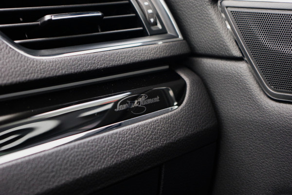 Škoda Superb Combi 1.4 TSI iV Laurin & Klement 218 PK PHEV, Leder, Trekhaak, Memory, Canton Sound, 4 x Stoelverwarming, Camera