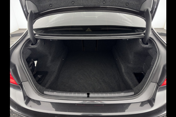 BMW 5 Serie 520i High Executive Edition M-Sportpack Aut. *PANO | LUXURY-LEATHER | FULL-LED | HARMAN/KARDON | MEMORY-PACK | DIGI-COCKPIT | NAVI-FULLMAP | HEATED-SPORTSEATS | DAB+ | AMBIENT-LIGHT | ECC | PDC | CRUISE | 19''ALU*