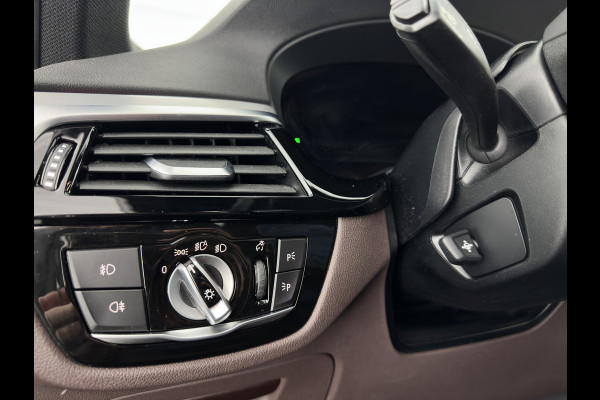 BMW 5 Serie 520i High Executive Edition M-Sportpack Aut. *PANO | LUXURY-LEATHER | FULL-LED | HARMAN/KARDON | MEMORY-PACK | DIGI-COCKPIT | NAVI-FULLMAP | HEATED-SPORTSEATS | DAB+ | AMBIENT-LIGHT | ECC | PDC | CRUISE | 19''ALU*