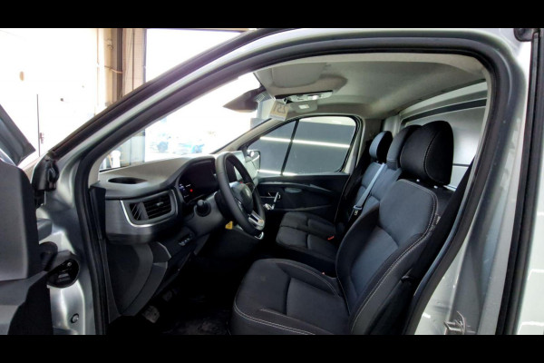 Renault Trafic 2.0 Blue dCi 170PK T30 L2H2 Extra Werkplaatsinrichting Airco | Cruise | Navi | trekhaak