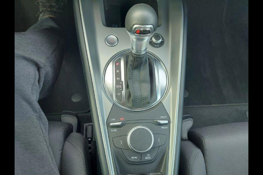 Audi TT 40 TFSI Pro Line Plus S-Tronic/Autom.,Virtueel/ Navigatie,stoelverwarming,parkeersensoren,