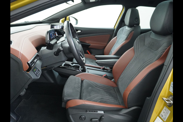 Volkswagen ID.4 Pro Max 77kWh Ergo-Active Elek. Stoelen Memory Leer/Alcantara Trekhaak Warmtepomp Panoramadak Head-Up 360°Camera Apple Carplay A Adap.Cruise Elek.Achterklep Stoel+Stuurverwarming DAB Keyless Advanced 1e Eigenaar Origineel Nederlandse Auto Zeer Compleet! Volkswagen ID.4 Pro Max 77kWh Ergo-Active Elek. Stoelen Memory Leer/Alcantara Trekhaak Warmtepomp Panoramadak Head-Up 360°Camera Apple Carplay A Adap.Cruise Elek.Achterklep Stoel+Stuurverwarming DAB Keyless Advanced 1e Eigenaar Origineel Nederlandse Auto Zeer Compleet!