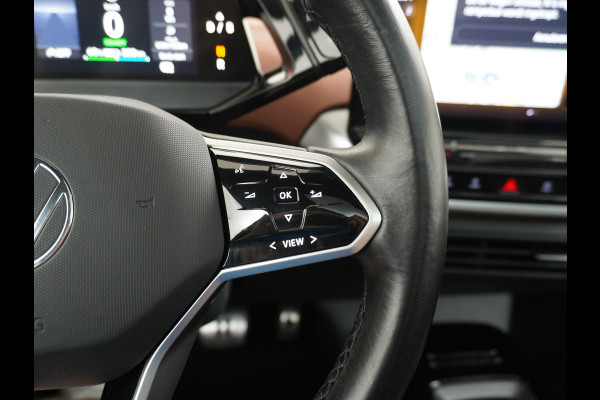 Volkswagen ID.4 Pro Max 77kWh Ergo-Active Elek. Stoelen Memory Leer/Alcantara Trekhaak Warmtepomp Panoramadak Head-Up 360°Camera Apple Carplay A Adap.Cruise Elek.Achterklep Stoel+Stuurverwarming DAB Keyless Advanced 1e Eigenaar Origineel Nederlandse Auto Zeer Compleet! Volkswagen ID.4 Pro Max 77kWh Ergo-Active Elek. Stoelen Memory Leer/Alcantara Trekhaak Warmtepomp Panoramadak Head-Up 360°Camera Apple Carplay A Adap.Cruise Elek.Achterklep Stoel+Stuurverwarming DAB Keyless Advanced 1e Eigenaar Origineel Nederlandse Auto Zeer Compleet!