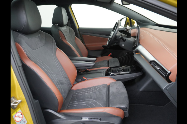 Volkswagen ID.4 Pro Max 77kWh Ergo-Active Elek. Stoelen Memory Leer/Alcantara Trekhaak Warmtepomp Panoramadak Head-Up 360°Camera Apple Carplay A Adap.Cruise Elek.Achterklep Stoel+Stuurverwarming DAB Keyless Advanced 1e Eigenaar Origineel Nederlandse Auto Zeer Compleet! Volkswagen ID.4 Pro Max 77kWh Ergo-Active Elek. Stoelen Memory Leer/Alcantara Trekhaak Warmtepomp Panoramadak Head-Up 360°Camera Apple Carplay A Adap.Cruise Elek.Achterklep Stoel+Stuurverwarming DAB Keyless Advanced 1e Eigenaar Origineel Nederlandse Auto Zeer Compleet!