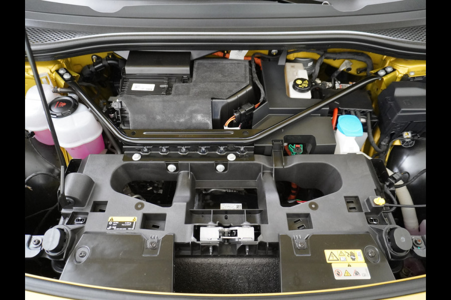 Volkswagen ID.4 Pro Max 77kWh Ergo-Active Elek. Stoelen Memory Leer/Alcantara Trekhaak Warmtepomp Panoramadak Head-Up 360°Camera Apple Carplay A Adap.Cruise Elek.Achterklep Stoel+Stuurverwarming DAB Keyless Advanced 1e Eigenaar Origineel Nederlandse Auto Zeer Compleet! Volkswagen ID.4 Pro Max 77kWh Ergo-Active Elek. Stoelen Memory Leer/Alcantara Trekhaak Warmtepomp Panoramadak Head-Up 360°Camera Apple Carplay A Adap.Cruise Elek.Achterklep Stoel+Stuurverwarming DAB Keyless Advanced 1e Eigenaar Origineel Nederlandse Auto Zeer Compleet!