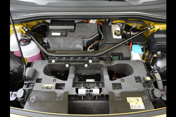 Volkswagen ID.4 Pro Max 77kWh Ergo-Active Elek. Stoelen Memory Leer/Alcantara Trekhaak Warmtepomp Panoramadak Head-Up 360°Camera Apple Carplay A Adap.Cruise Elek.Achterklep Stoel+Stuurverwarming DAB Keyless Advanced 1e Eigenaar Origineel Nederlandse Auto Zeer Compleet! Volkswagen ID.4 Pro Max 77kWh Ergo-Active Elek. Stoelen Memory Leer/Alcantara Trekhaak Warmtepomp Panoramadak Head-Up 360°Camera Apple Carplay A Adap.Cruise Elek.Achterklep Stoel+Stuurverwarming DAB Keyless Advanced 1e Eigenaar Origineel Nederlandse Auto Zeer Compleet!
