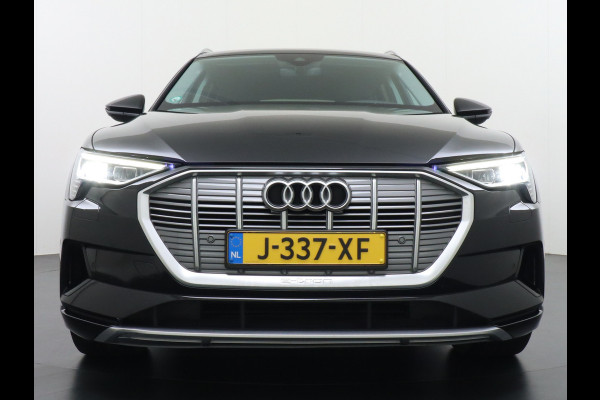 Audi e-tron 55 Quattro 95kWh 408PK Trekhaak Leder/Alcantara Panoramadak Adap.Cruise Navi Ecc Stoelverwarming Business Edition Plus Luchtvering Memory Lmv Elek.Achterklep Privacy Glas Keyless 1e Eigenaar 1.800KG Trekgewicht Zeer compleet!