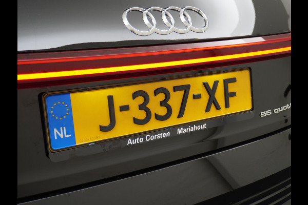 Audi e-tron 55 Quattro 95kWh 408PK Trekhaak Leder/Alcantara Panoramadak Adap.Cruise Navi Ecc Stoelverwarming Business Edition Plus Luchtvering Memory Lmv Elek.Achterklep Privacy Glas Keyless 1e Eigenaar 1.800KG Trekgewicht Zeer compleet!