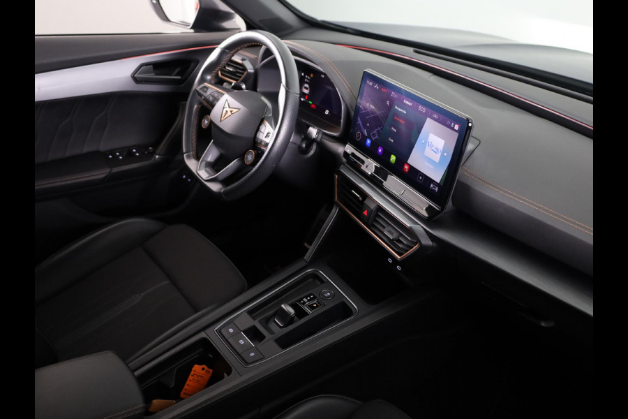 CUPRA Formentor 1.4 e-Hybrid VZ Performance 245pk | Trekhaak | Parkeercamera | Adaptieve cruise controle | Elektrisch verstelbare bestuurderstoel met geheugen