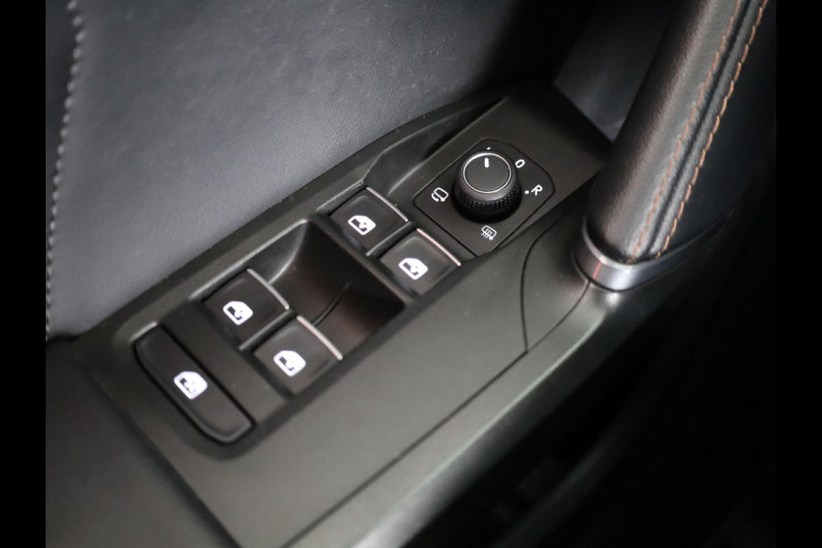 CUPRA Formentor 1.4 e-Hybrid VZ Performance 245pk | Trekhaak | Parkeercamera | Adaptieve cruise controle | Elektrisch verstelbare bestuurderstoel met geheugen