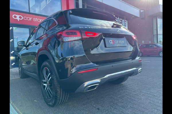 Mercedes-Benz GLA 250 e Progressive