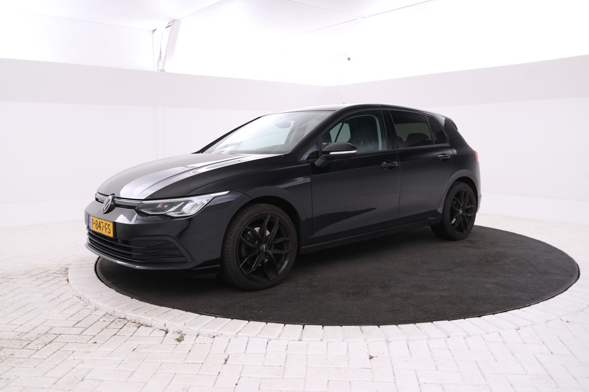 Volkswagen Golf 1.0 TSI Life 5  Deurs hatchback, Stoelverw. Apple carplay Volkswagen Golf 1.0 TSI Life 5  Deurs hatchback, Stoelverw. Apple carplay
