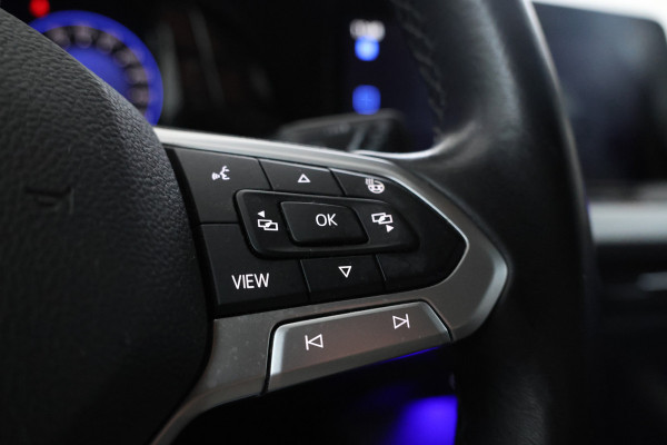 Volkswagen Golf 1.0 TSI Life 5  Deurs hatchback, Stoelverw. Apple carplay Volkswagen Golf 1.0 TSI Life 5  Deurs hatchback, Stoelverw. Apple carplay