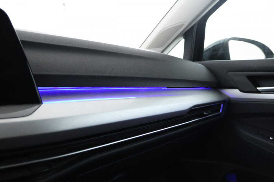 Volkswagen Golf 1.0 TSI Life 5  Deurs hatchback, Stoelverw. Apple carplay Volkswagen Golf 1.0 TSI Life 5  Deurs hatchback, Stoelverw. Apple carplay