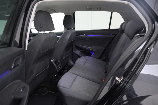 Volkswagen Golf 1.0 TSI Life 5  Deurs hatchback, Stoelverw. Apple carplay Volkswagen Golf 1.0 TSI Life 5  Deurs hatchback, Stoelverw. Apple carplay