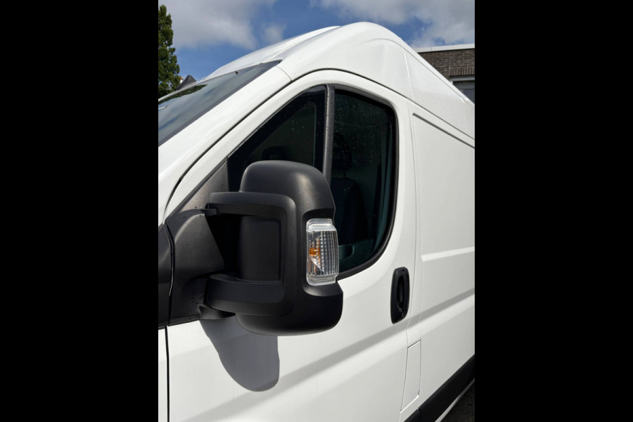 Fiat Ducato 35 L3H2 180 PK (BPM VRIJ) AIRCO CRUISE CONTROL CAMERA ACHTER GROOT NAVIGATIE SCHERM 270 GRADEN ACHTERDEUREN