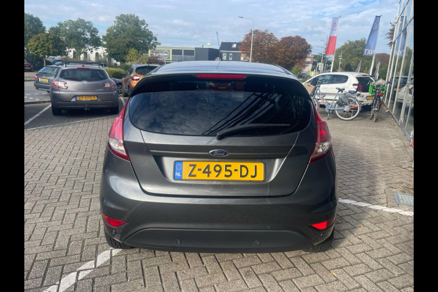 Ford Fiesta 1.0 EcoBoost Titanium / CarPlay Ford Fiesta 1.0 EcoBoost Titanium / CarPlay