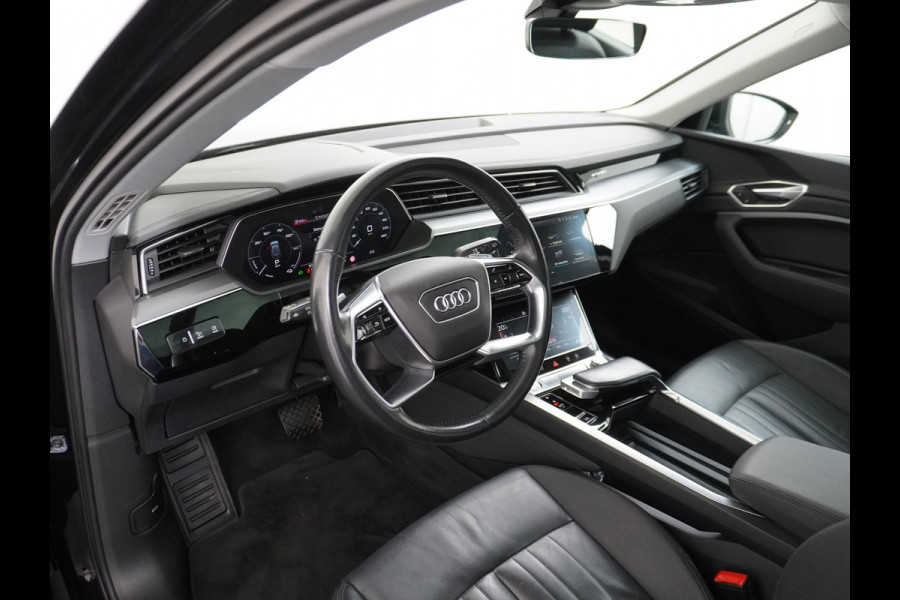 Audi e-tron 50 Quattro Launch Edition Plus 71kWh Leder SOH=91% Panoramadak Adap.Cruise Android Auto Wireless Apple Carplay Navi Ecc Luchtver Memory Stoelverwarming Led Elek.Achterklep Keyless 1e Eigenaar Origineel Nederlandse Auto