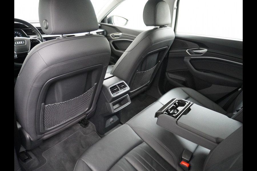 Audi e-tron 50 Quattro Launch Edition Plus 71kWh Leder SOH=91% Panoramadak Adap.Cruise Android Auto Wireless Apple Carplay Navi Ecc Luchtver Memory Stoelverwarming Led Elek.Achterklep Keyless 1e Eigenaar Origineel Nederlandse Auto
