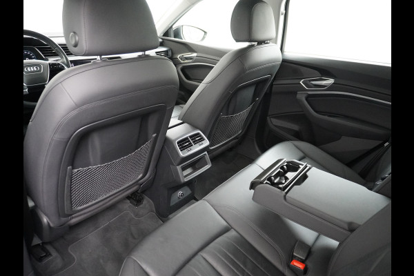 Audi e-tron 50 Quattro Launch Edition Plus 71kWh Leder SOH=91% Panoramadak Adap.Cruise Android Auto Wireless Apple Carplay Navi Ecc Luchtver Memory Stoelverwarming Led Elek.Achterklep Keyless 1e Eigenaar Origineel Nederlandse Auto