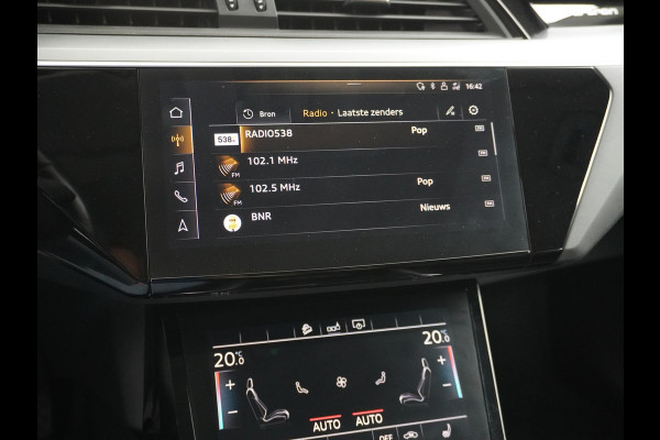 Audi e-tron 50 Quattro Launch Edition Plus 71kWh Leder SOH=91% Panoramadak Adap.Cruise Android Auto Wireless Apple Carplay Navi Ecc Luchtver Memory Stoelverwarming Led Elek.Achterklep Keyless 1e Eigenaar Origineel Nederlandse Auto