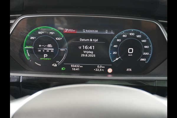 Audi e-tron 50 Quattro Launch Edition Plus 71kWh Leder SOH=91% Panoramadak Adap.Cruise Android Auto Wireless Apple Carplay Navi Ecc Luchtver Memory Stoelverwarming Led Elek.Achterklep Keyless 1e Eigenaar Origineel Nederlandse Auto
