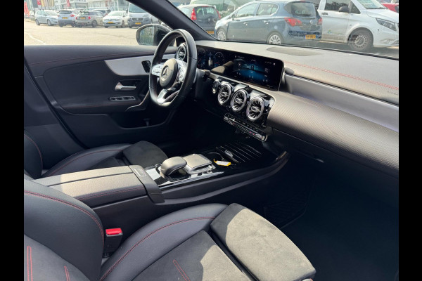 Mercedes-Benz CLA-Klasse 250 Pano 360 camera Sfeerverlichting Memory Mercedes-Benz CLA-Klasse 250 Pano 360 camera Sfeerverlichting Memory