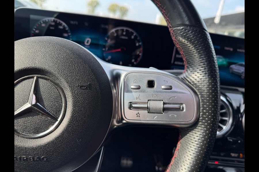 Mercedes-Benz CLA-Klasse 250 Pano 360 camera Sfeerverlichting Memory Mercedes-Benz CLA-Klasse 250 Pano 360 camera Sfeerverlichting Memory