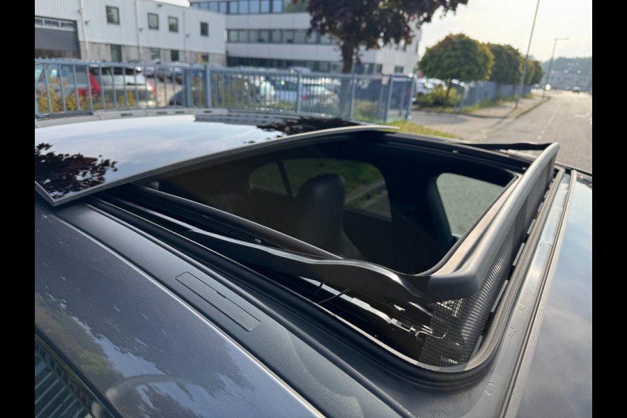 Mercedes-Benz CLA-Klasse 250 Pano 360 camera Sfeerverlichting Memory Mercedes-Benz CLA-Klasse 250 Pano 360 camera Sfeerverlichting Memory