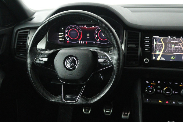 Škoda Kodiaq 1.5 TSI Sportline Business (TREKHAAK, DIGITALE COCKPIT, STOEL/STUUR VERWARMING, CAMERA, ELEKTR STOELEN, SFEER) Škoda Kodiaq 1.5 TSI Sportline Business (TREKHAAK, DIGITALE COCKPIT, STOEL/STUUR VERWARMING, CAMERA, ELEKTR STOELEN, SFEER)