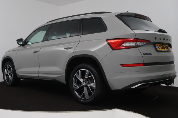 Škoda Kodiaq 1.5 TSI Sportline Business (TREKHAAK, DIGITALE COCKPIT, STOEL/STUUR VERWARMING, CAMERA, ELEKTR STOELEN, SFEER) Škoda Kodiaq 1.5 TSI Sportline Business (TREKHAAK, DIGITALE COCKPIT, STOEL/STUUR VERWARMING, CAMERA, ELEKTR STOELEN, SFEER)